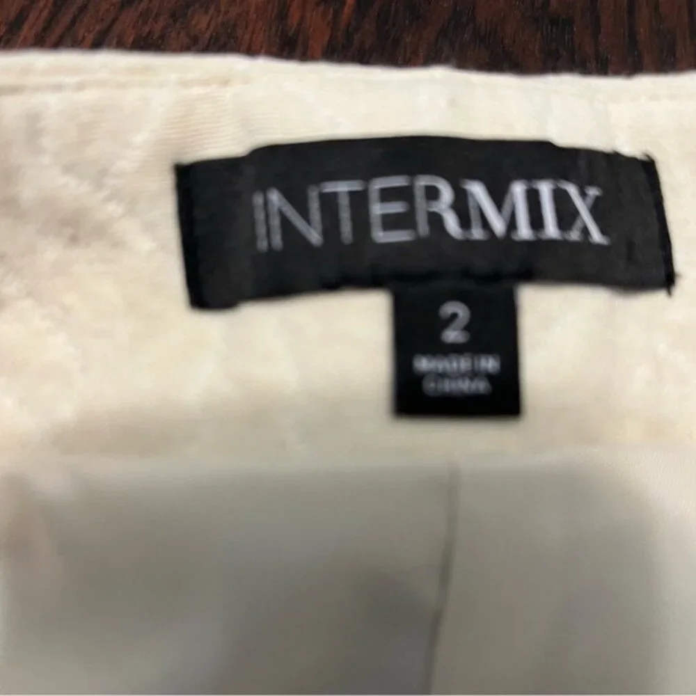 INTERMIX Celeste Quilted Mini Skirt Size 2